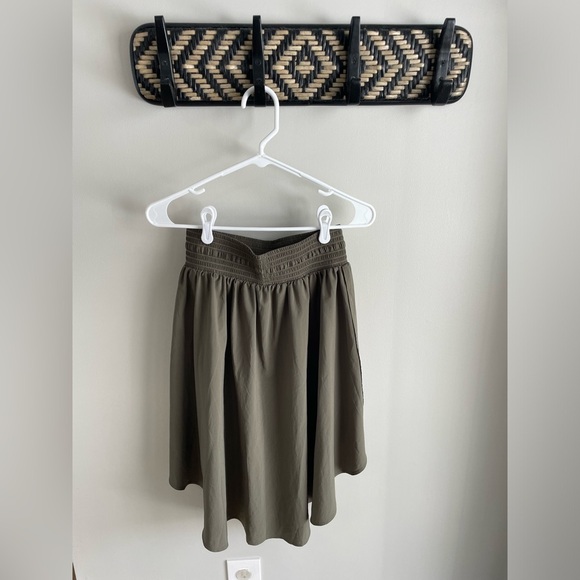 Lululemon The Everyday Skirt - Sage Green - Size 6 - Picture 10 of 12